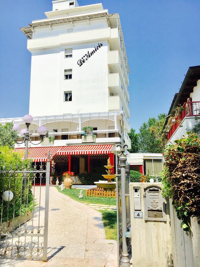 Hotel De Amicis ริชชิโอเน ภายนอก รูปภาพ
